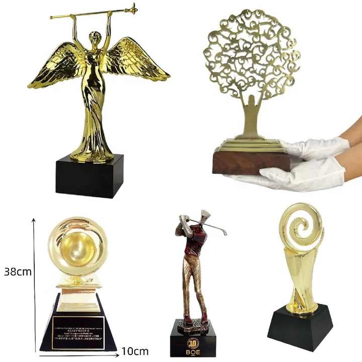 Cúp Vinh danh Thành tựu