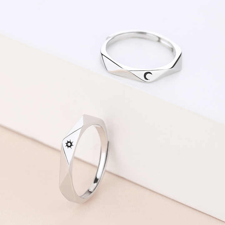 	Cặp nhẫn Nhật Nguyệt