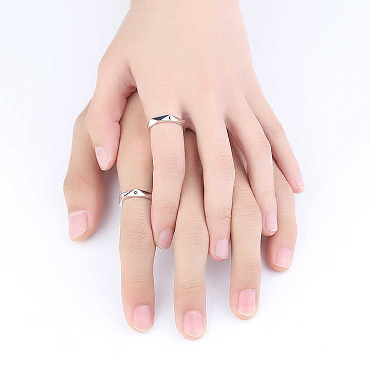 	Cặp nhẫn Nhật Nguyệt