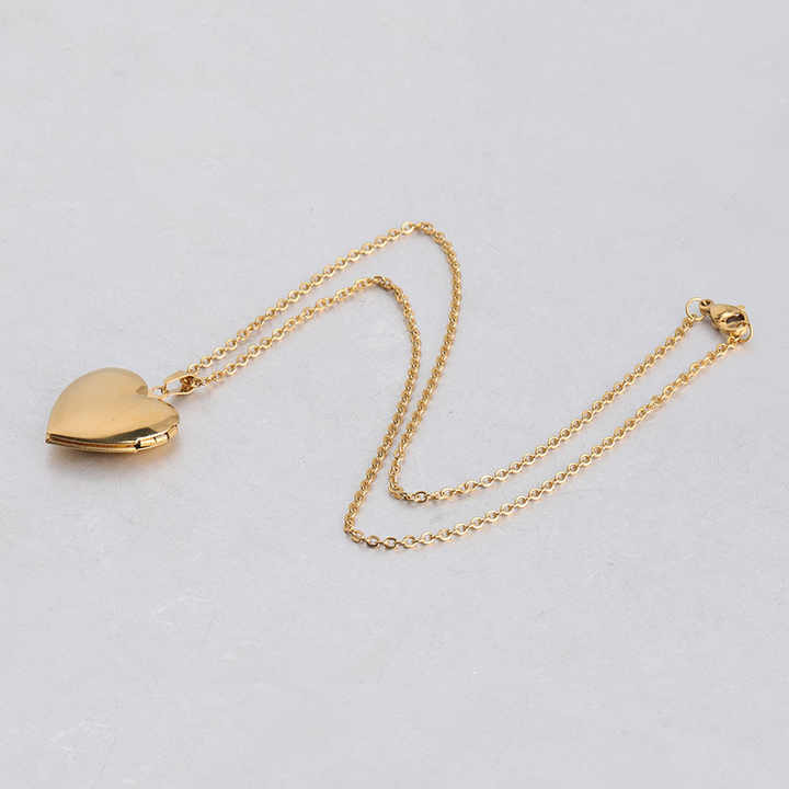 	Couple Heart Necklace