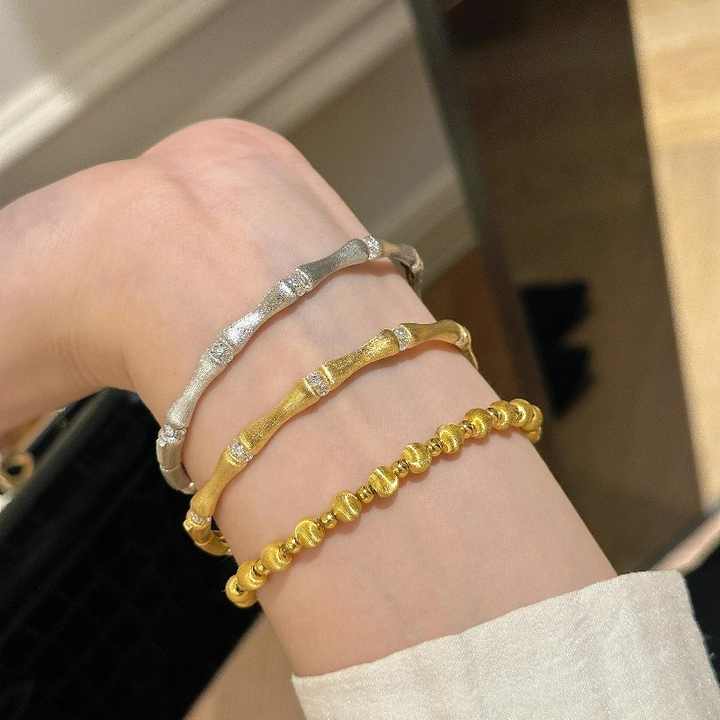 Vòng tay Bead Layer