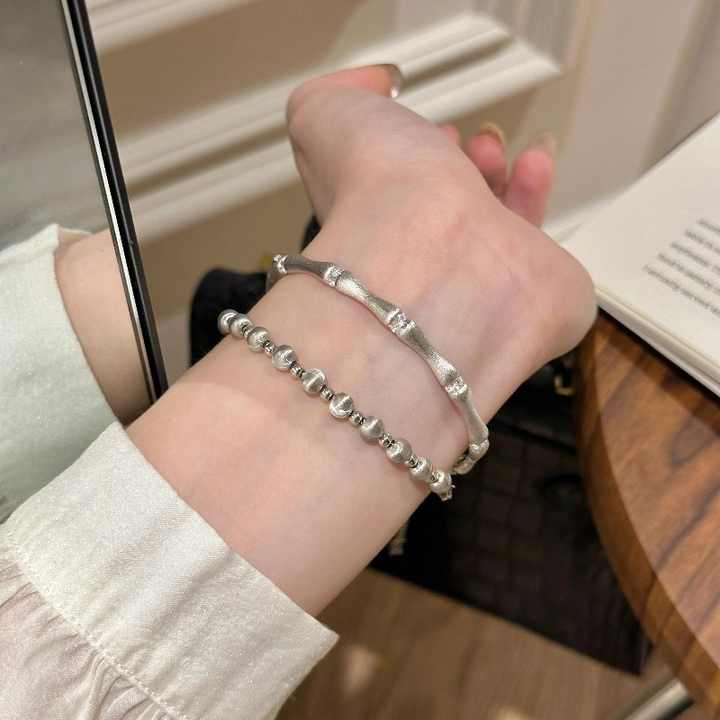 Vòng tay Bead Layer